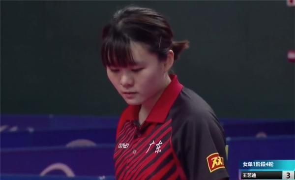 球场上付出 球场上付出