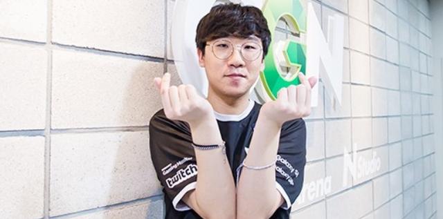 在面对广厦 在面对广厦