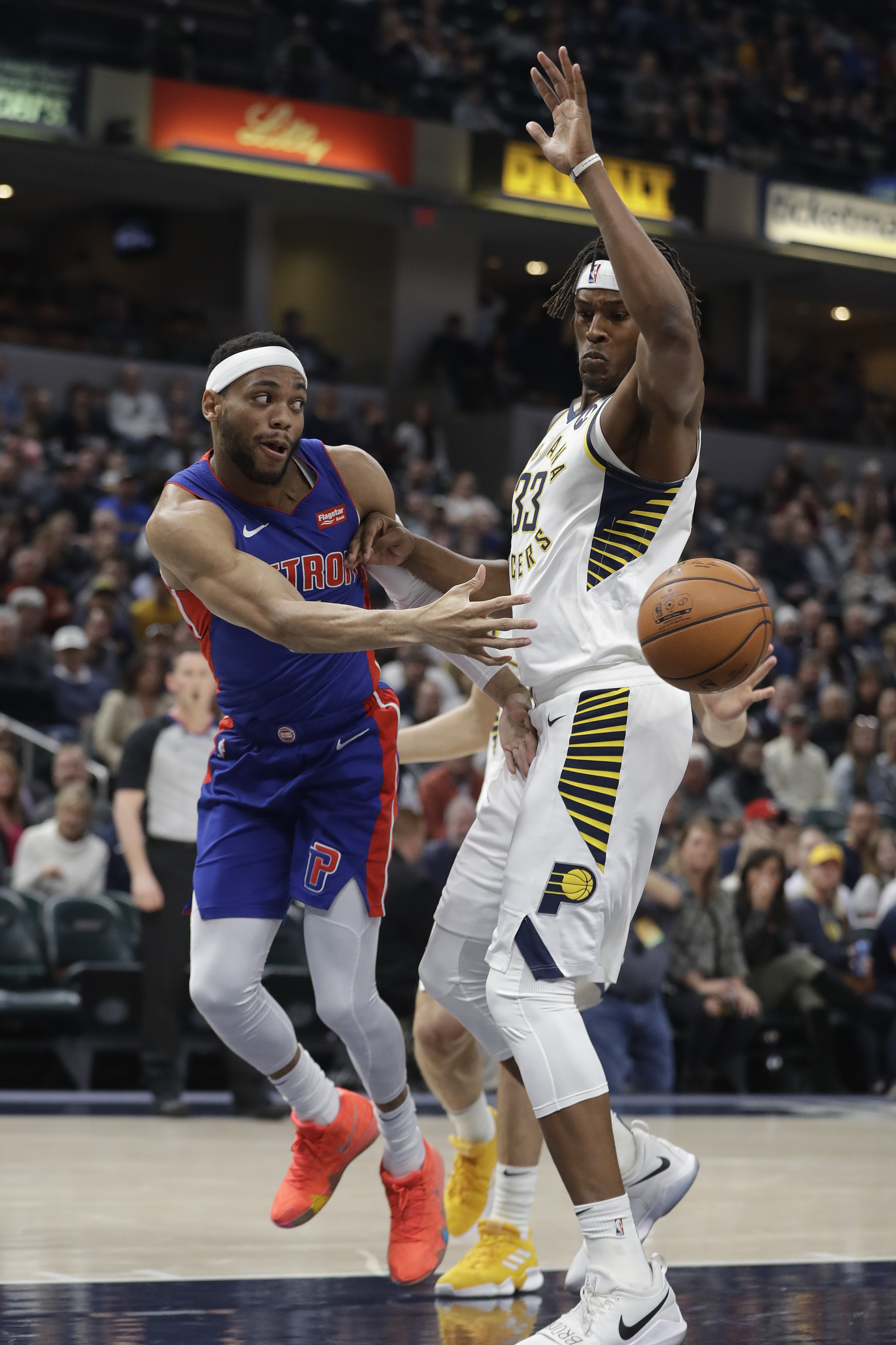 盟侧翼与后 盟侧翼与后