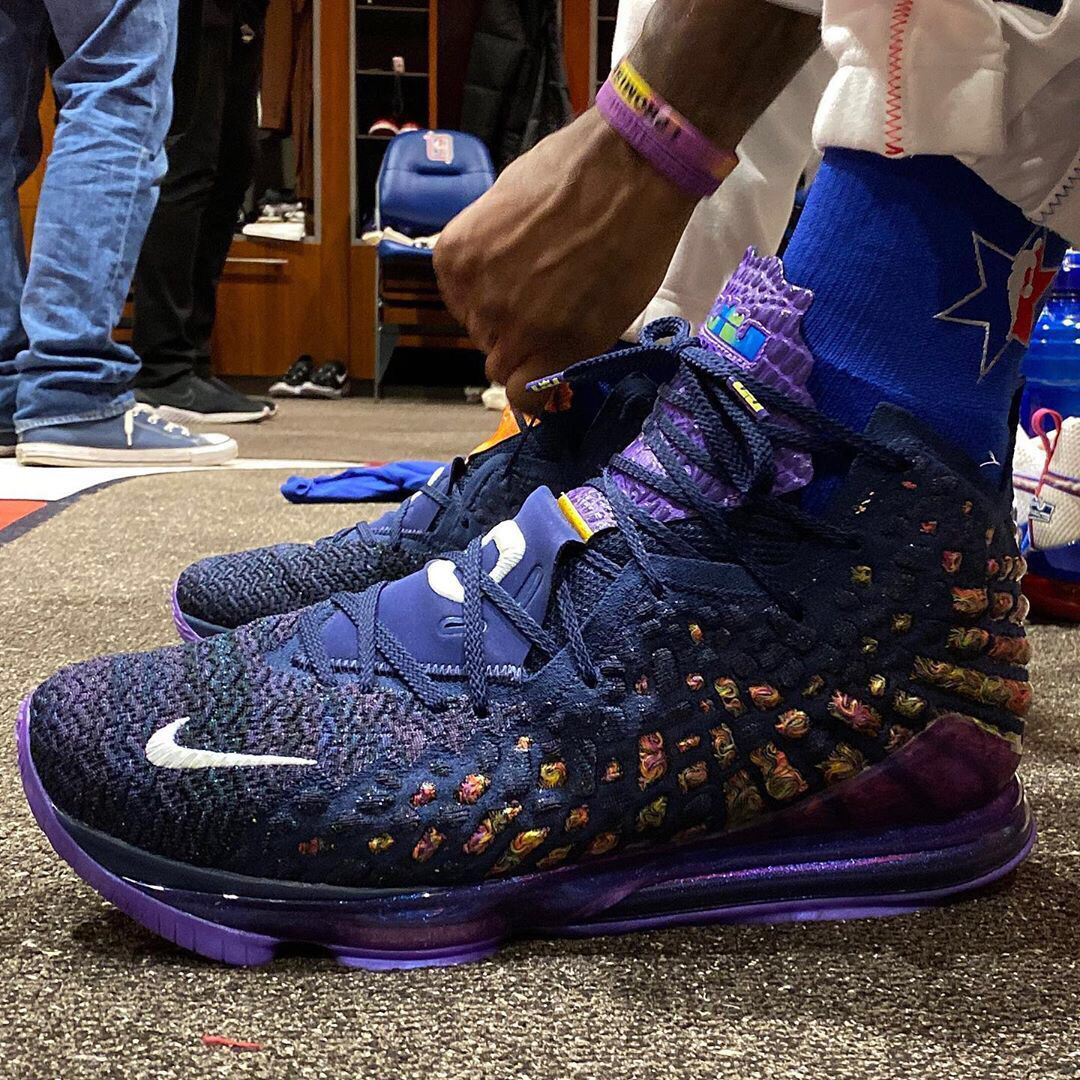 成为当晚最 成为当晚最