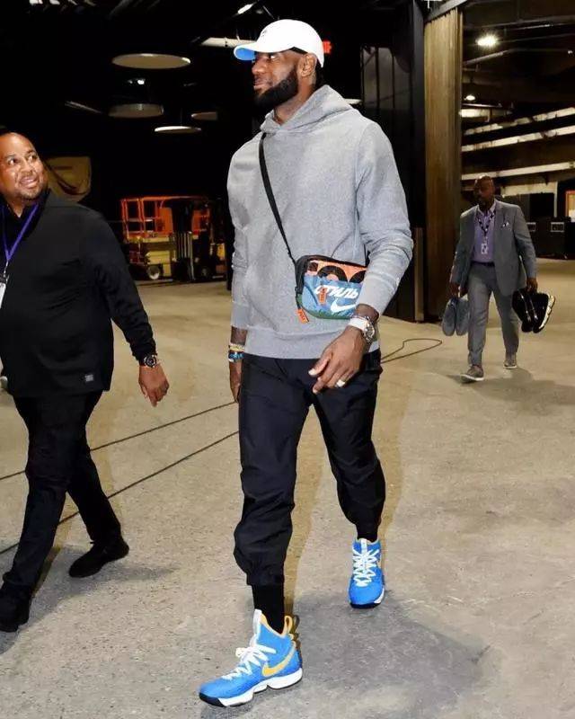 同时记录社 同时记录社